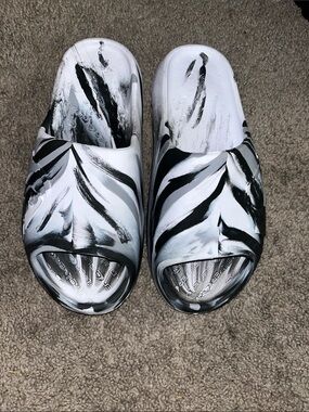 J/SLIDES White and Black Painted Zebra Slide Sandals